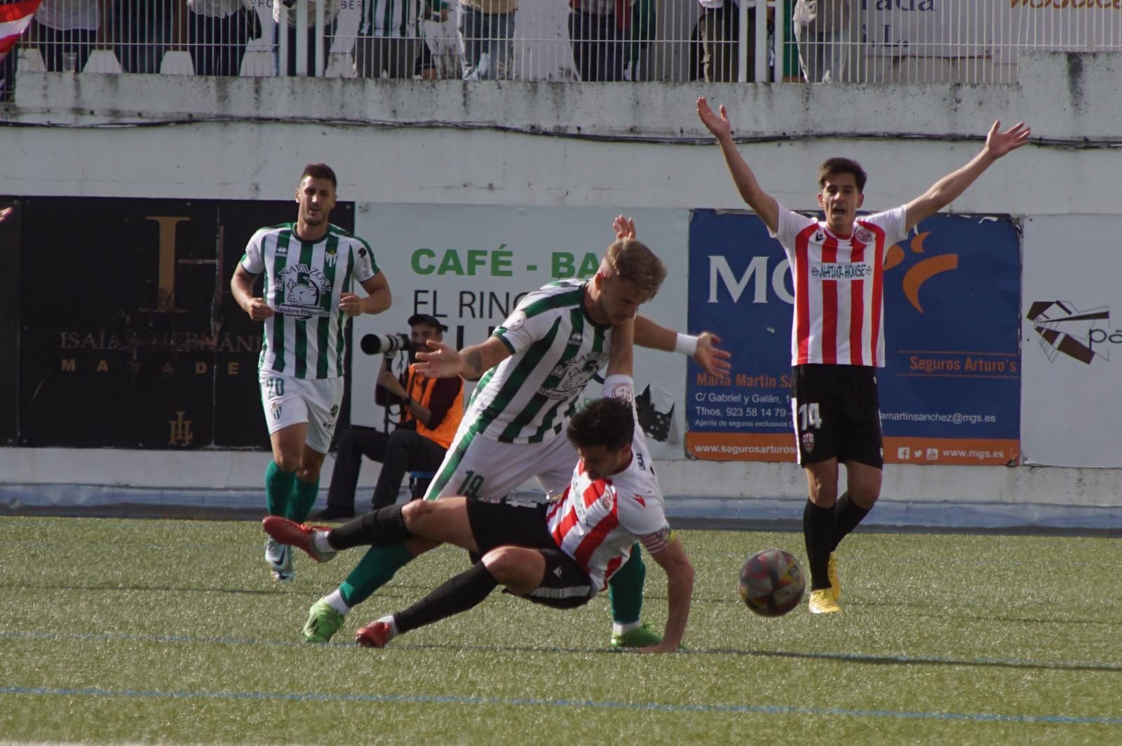 5e717439-d0d9-47d1-853b-7b9b45676070