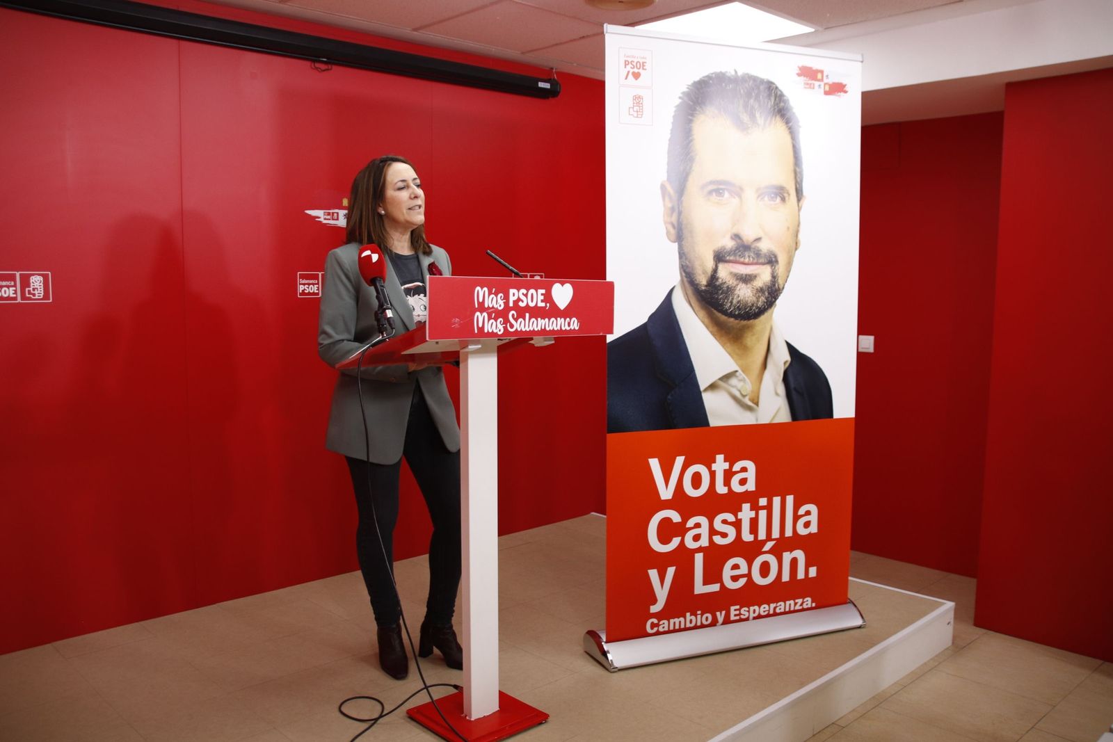 Rueda de prensa de Rosa Rubio