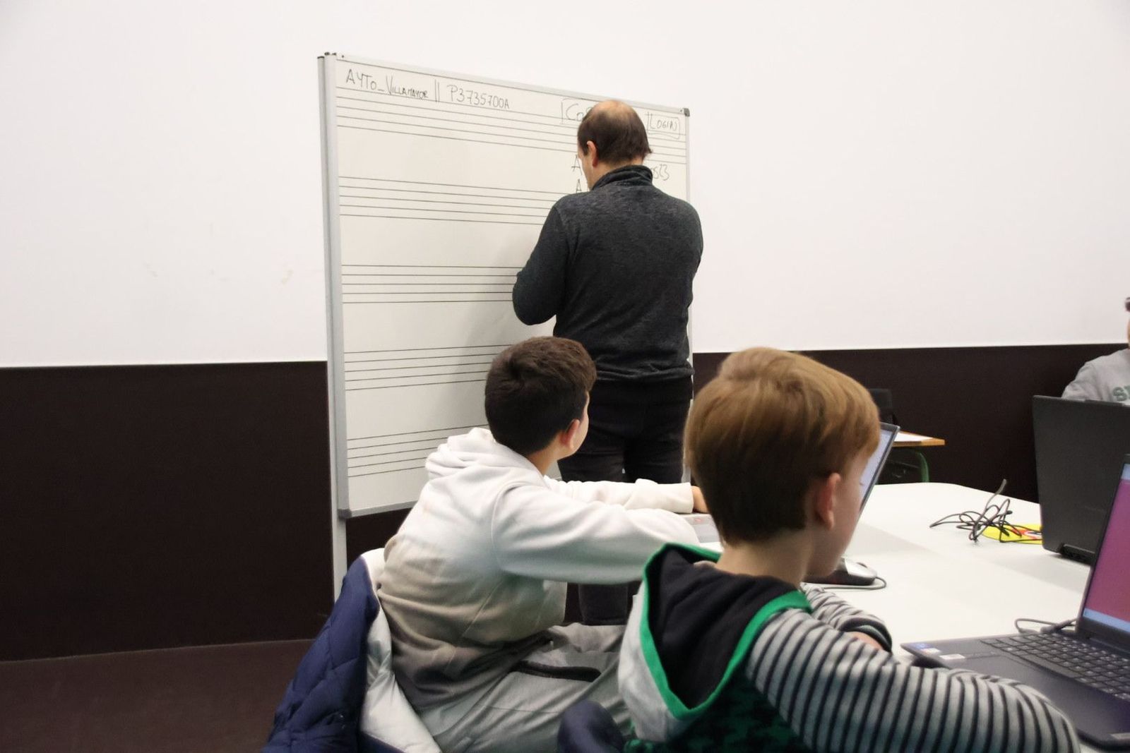 20231227190945-img-0164