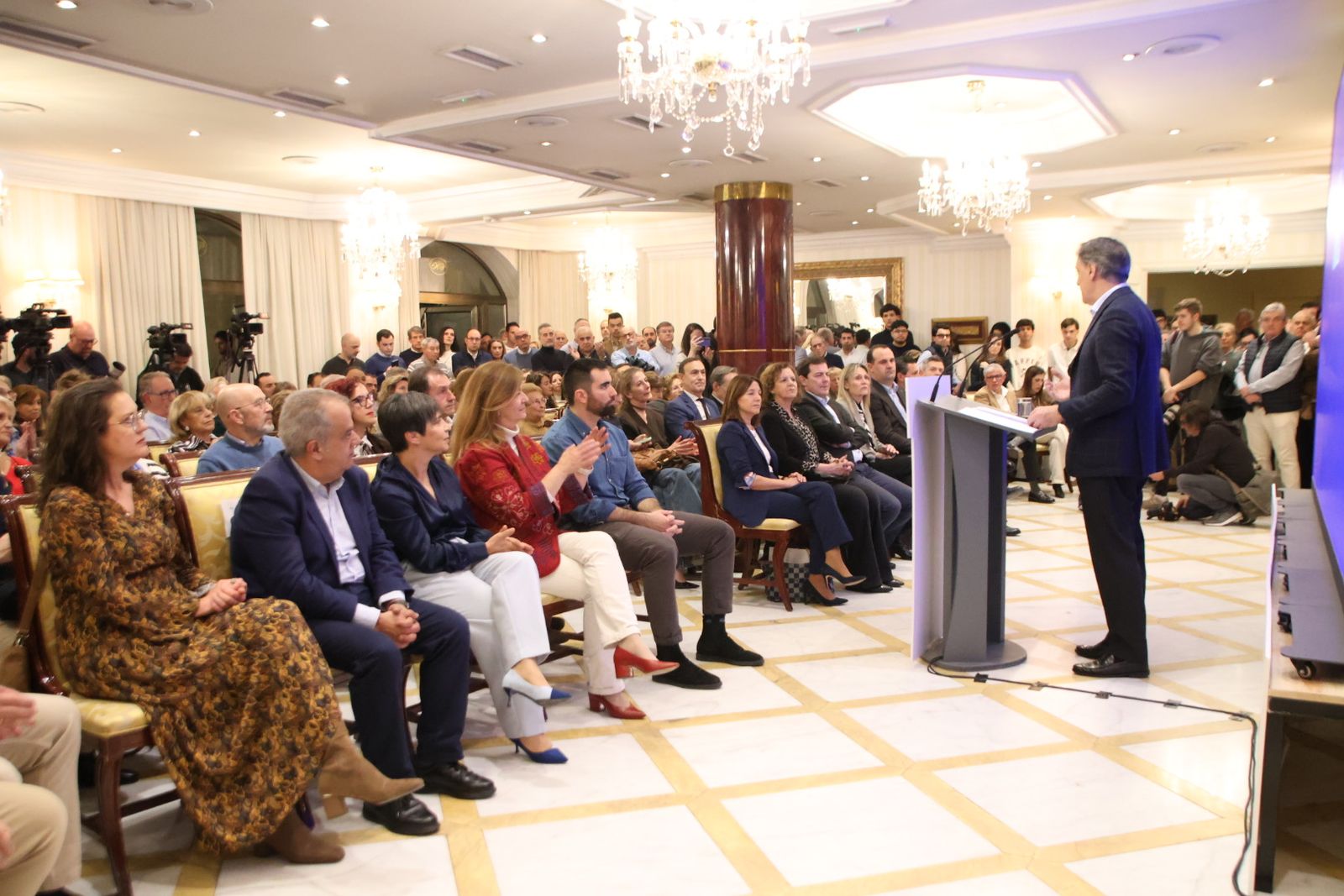 Mañueco junto a Carbayo prearranque campaña