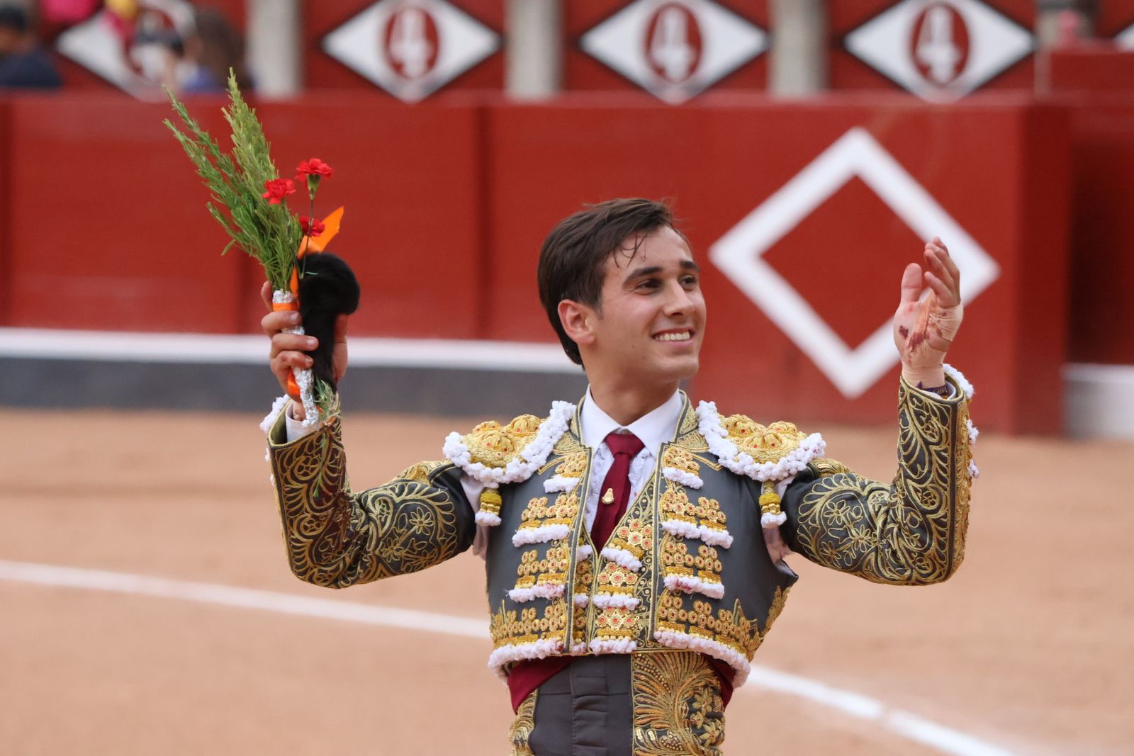 Ismael Martín, Marco Pérez y el aclamado regreso de Morante de la Puebla: su paso por La Glorieta en imágenes