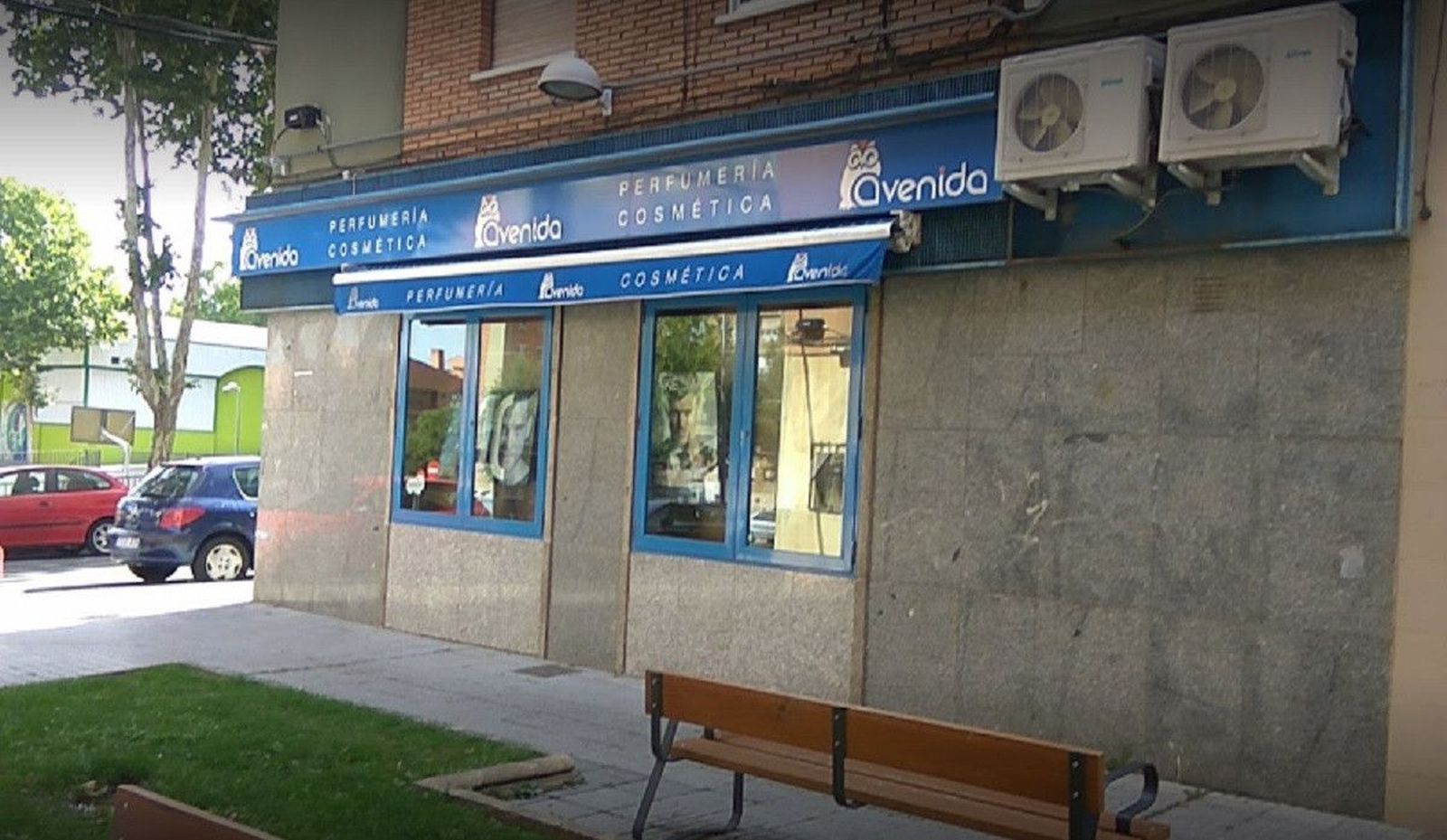 Perfumerías Avenida calle Maestro Lleó