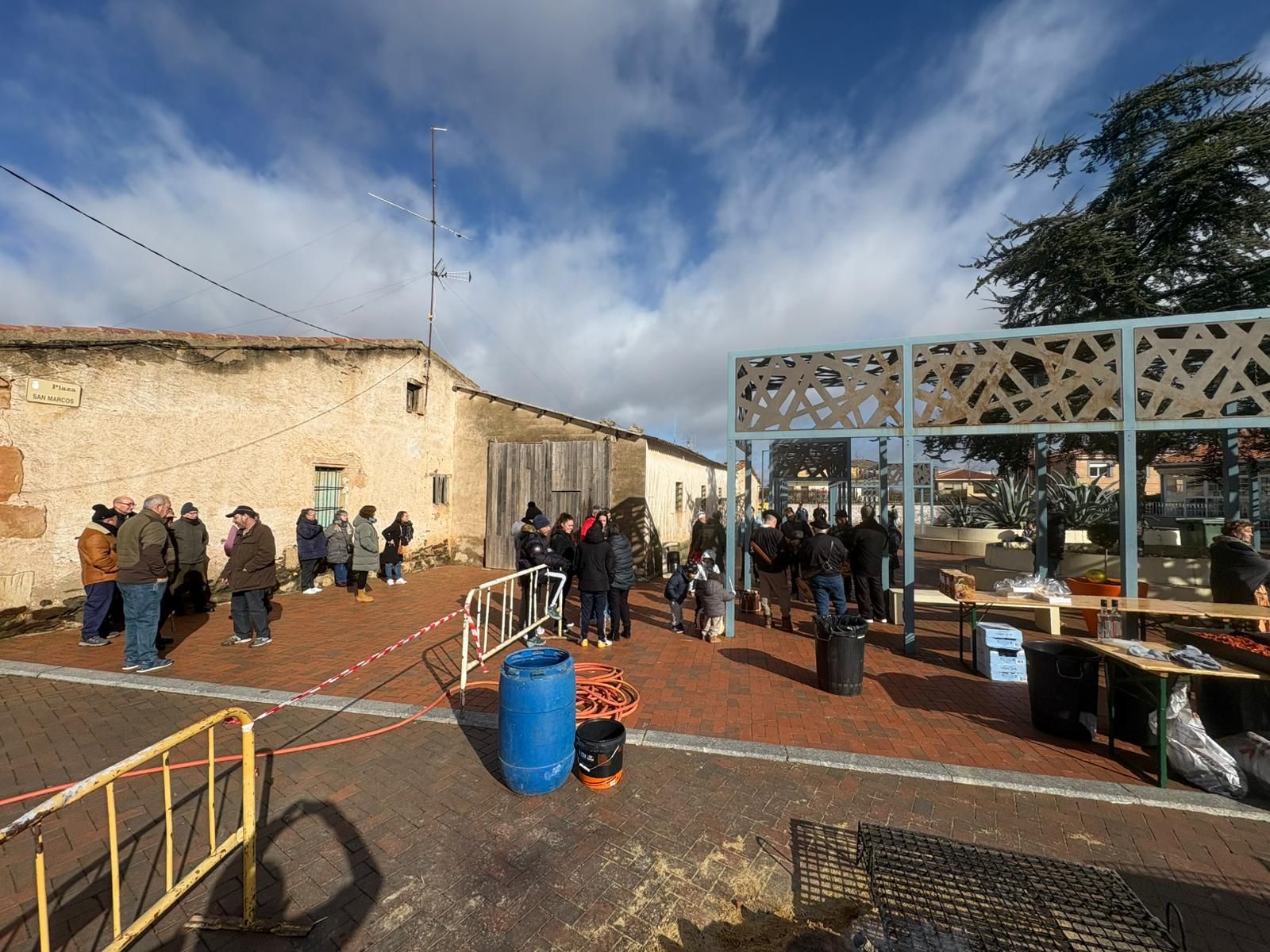 Doñinos revive las labores más artesanales de la provincia con la XVIII fiesta de la matanza