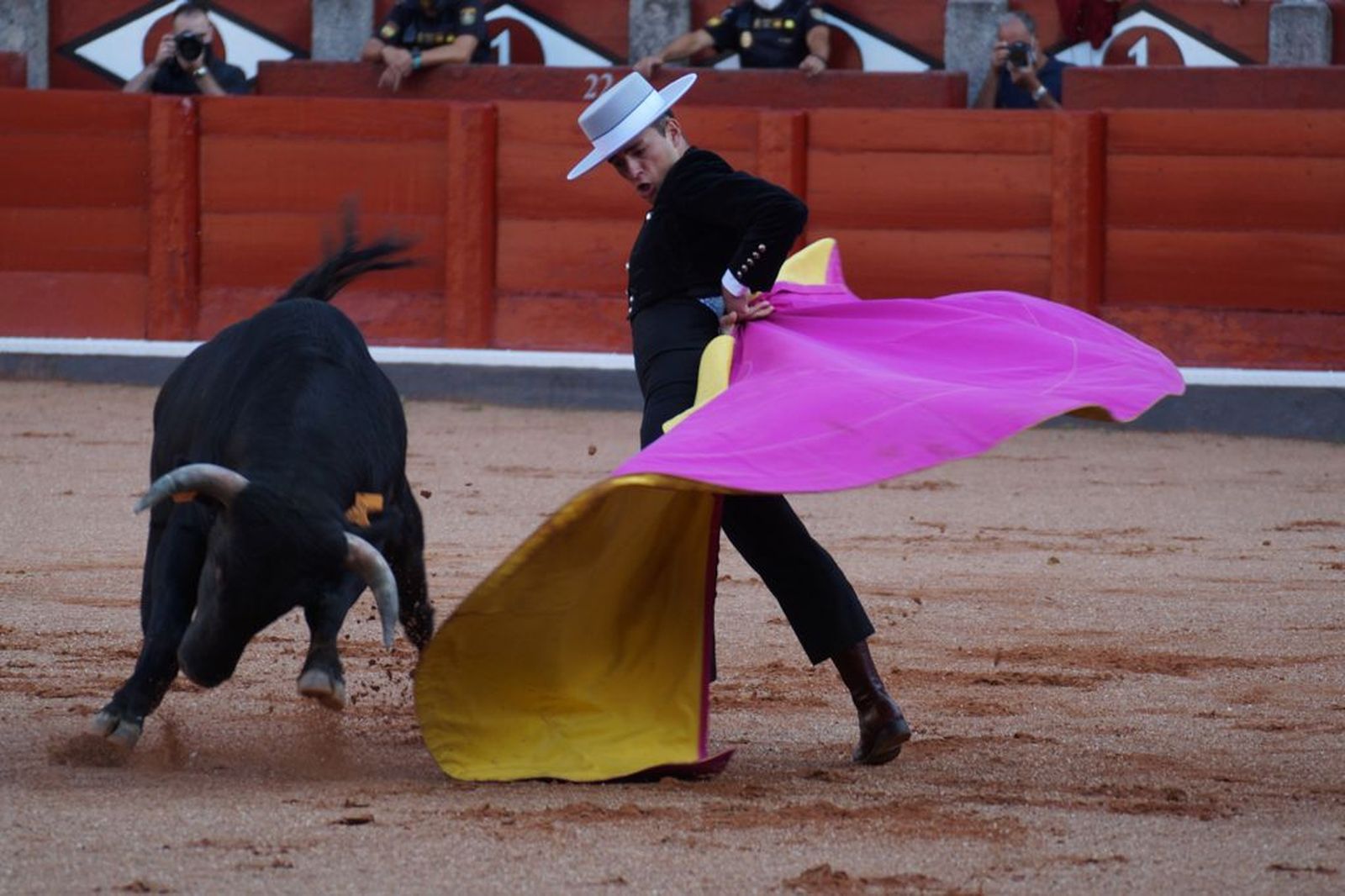 clase-practica-de-tauromaquia-13