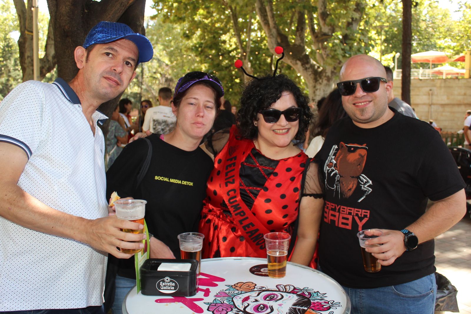 Ambiente en la Feria de Día en el mediodía de este sábado