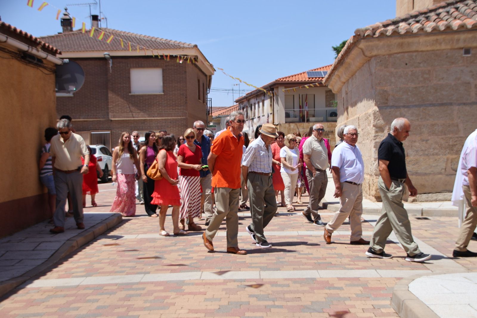 Castellanos de Villiquera Misa y procesión