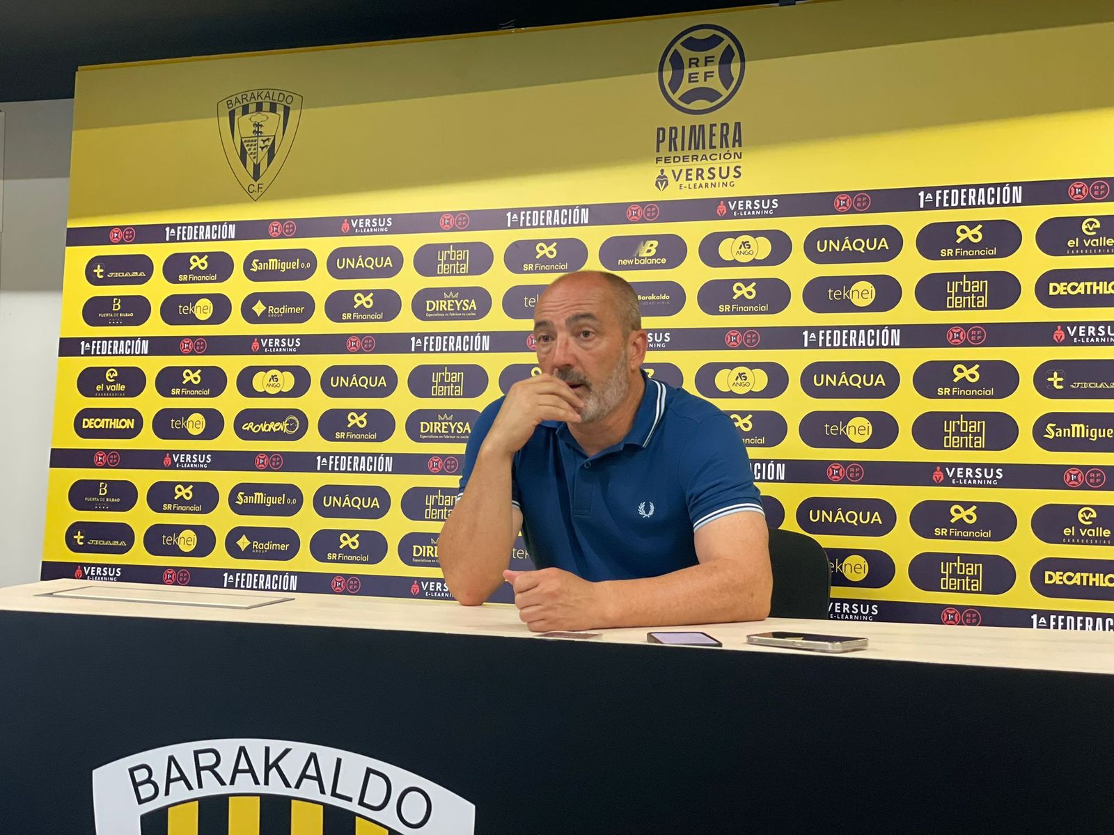 Juen Sabas rueda de prensa post Barakaldo