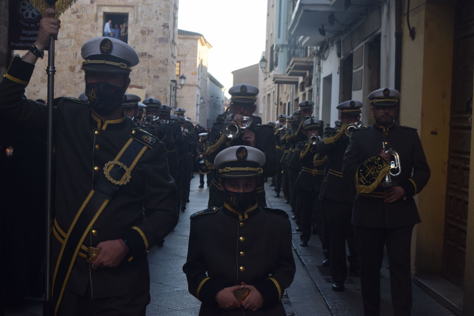 procesion-de-la-virgen-de-la-soledad-21