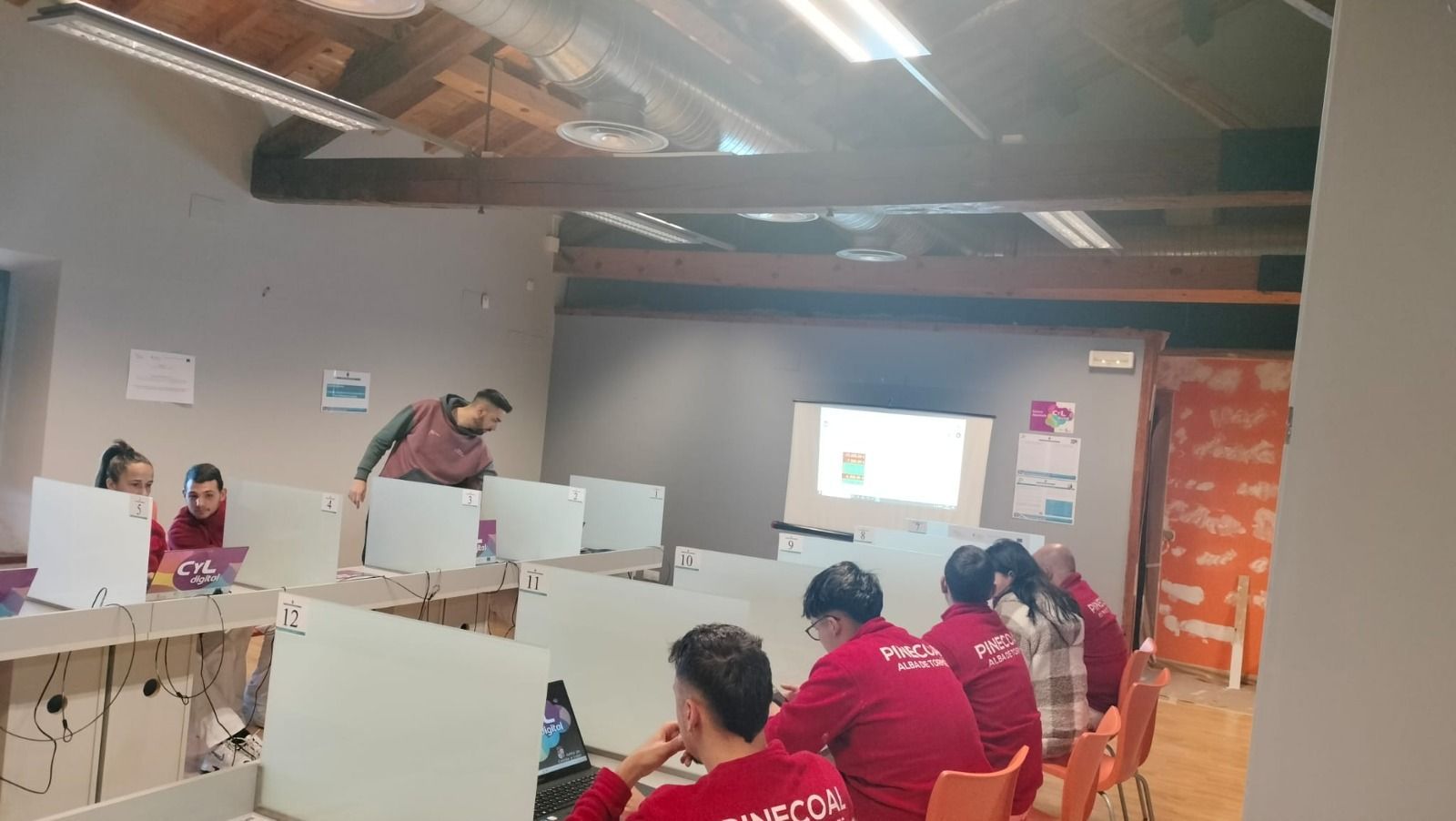 Alba de Tormes ofrece cursos gratuitos de iniciación a la informática en mayo