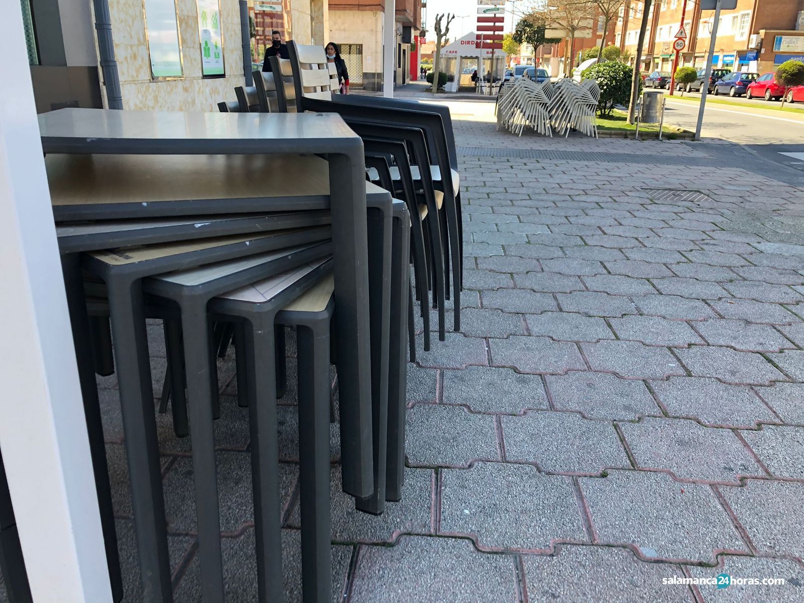 Santa Marta amplía las terrazas de la hostelería de manera gratuita ante el cierre del interior
