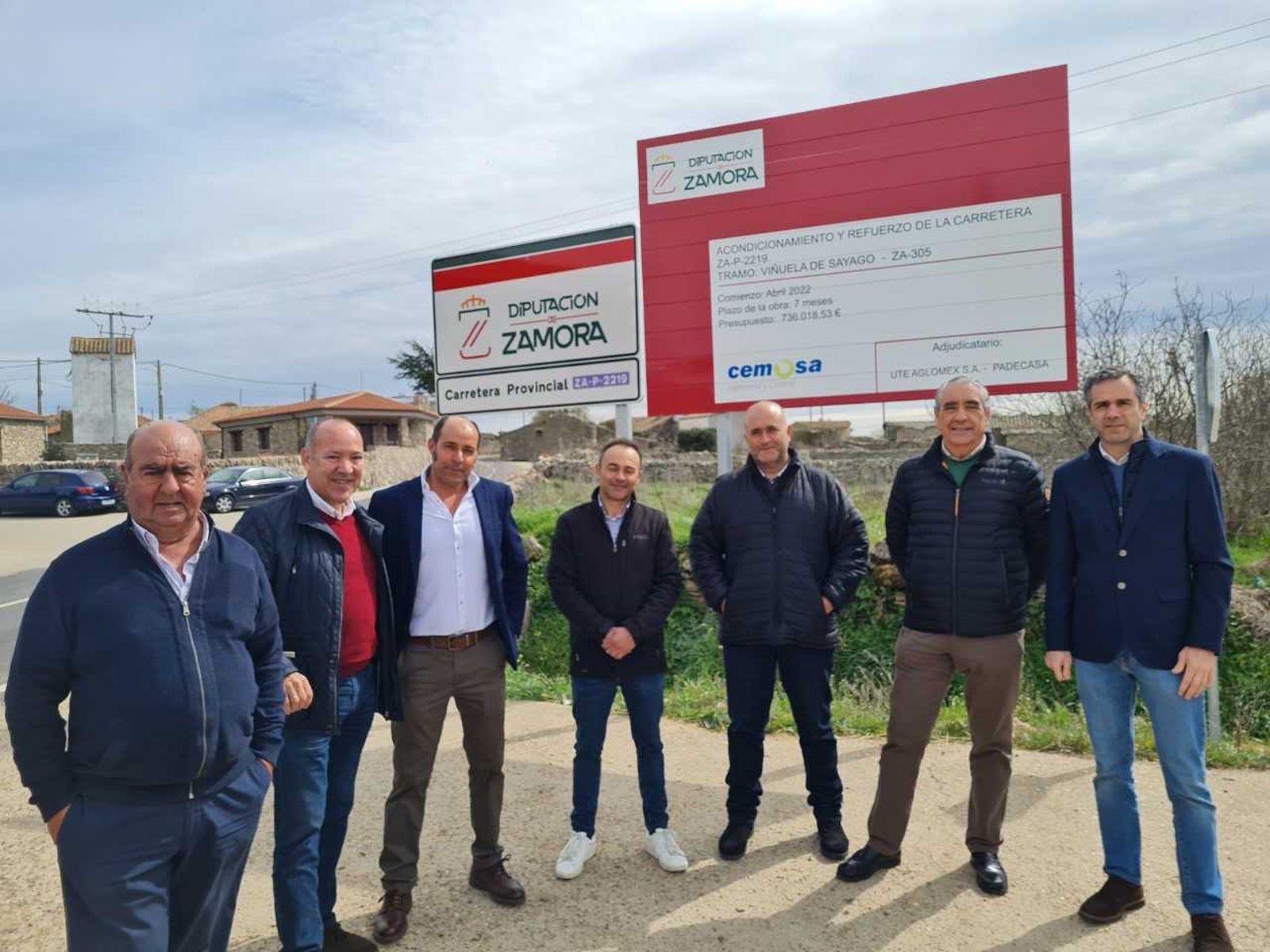 Obras en la carretera de Viñuela de Sayago