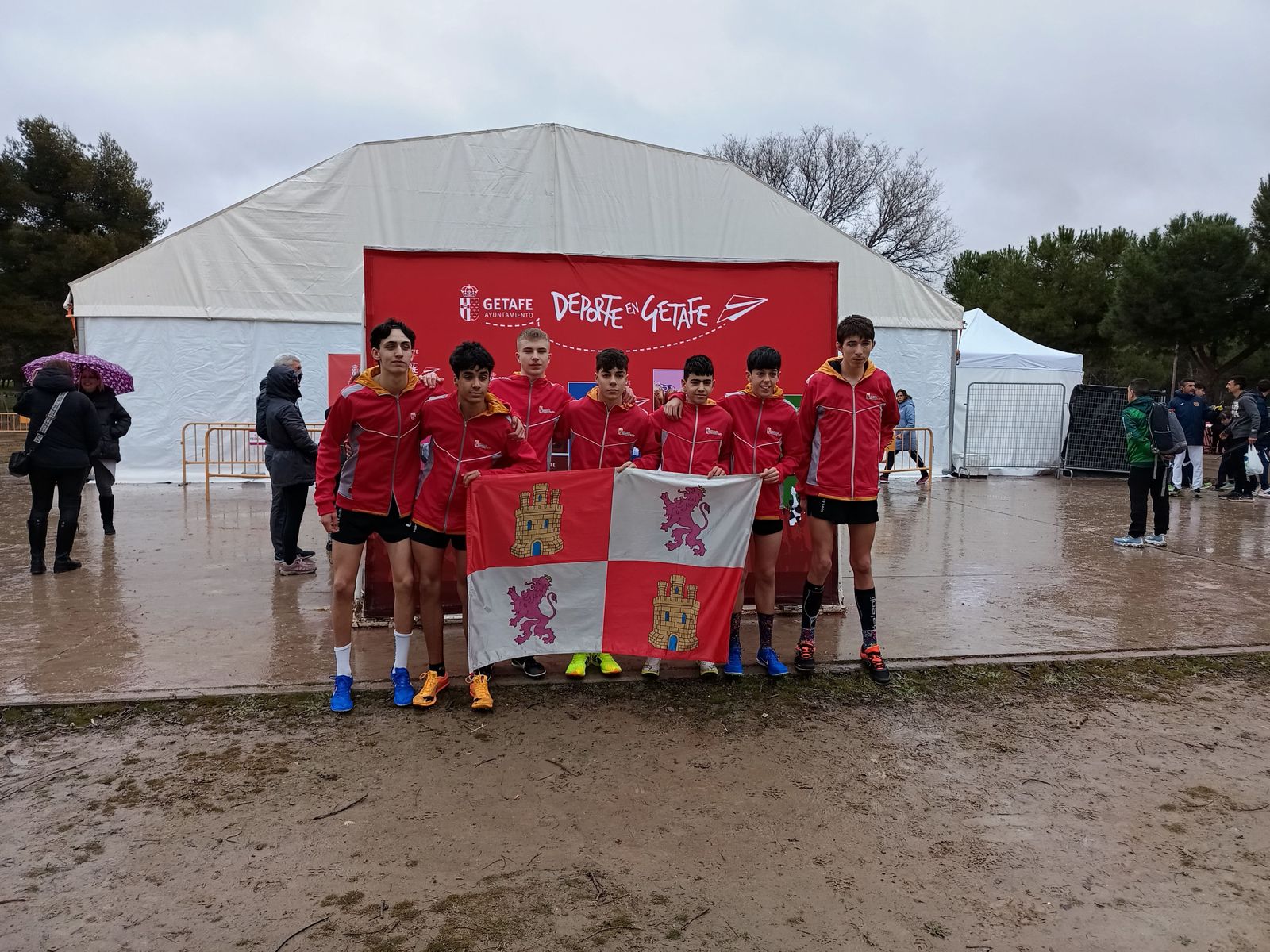 El Vino Toro Caja Rural brilla en un intenso fin de semana deportivo por toda España (2)