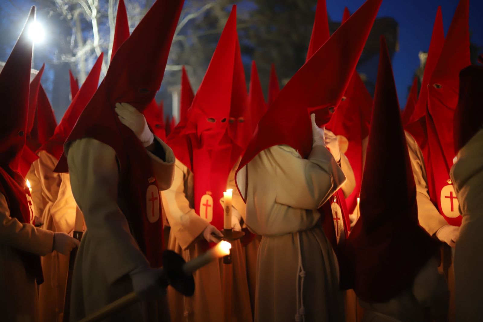 GALERÍA | Revive en imágenes la procesión del Silencio