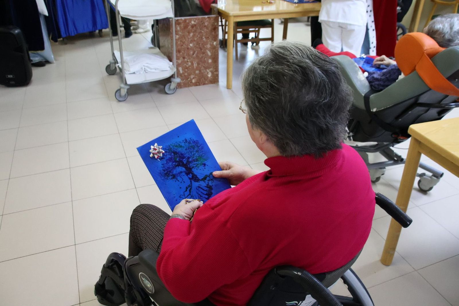 Una mujer en la Residencia Asistida Diputación