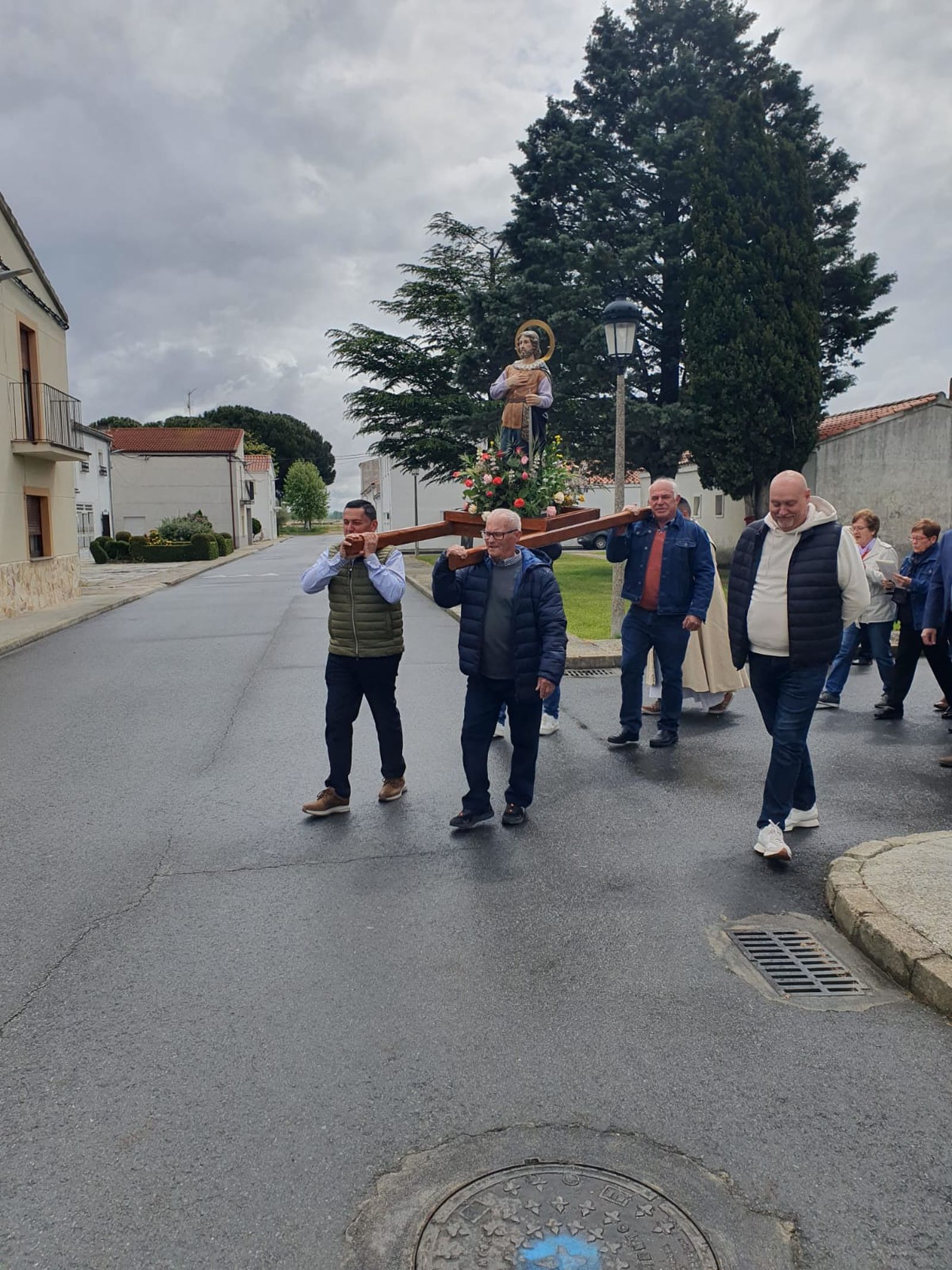 whatsapp-image-2025-05-15-at-13-11-15-1