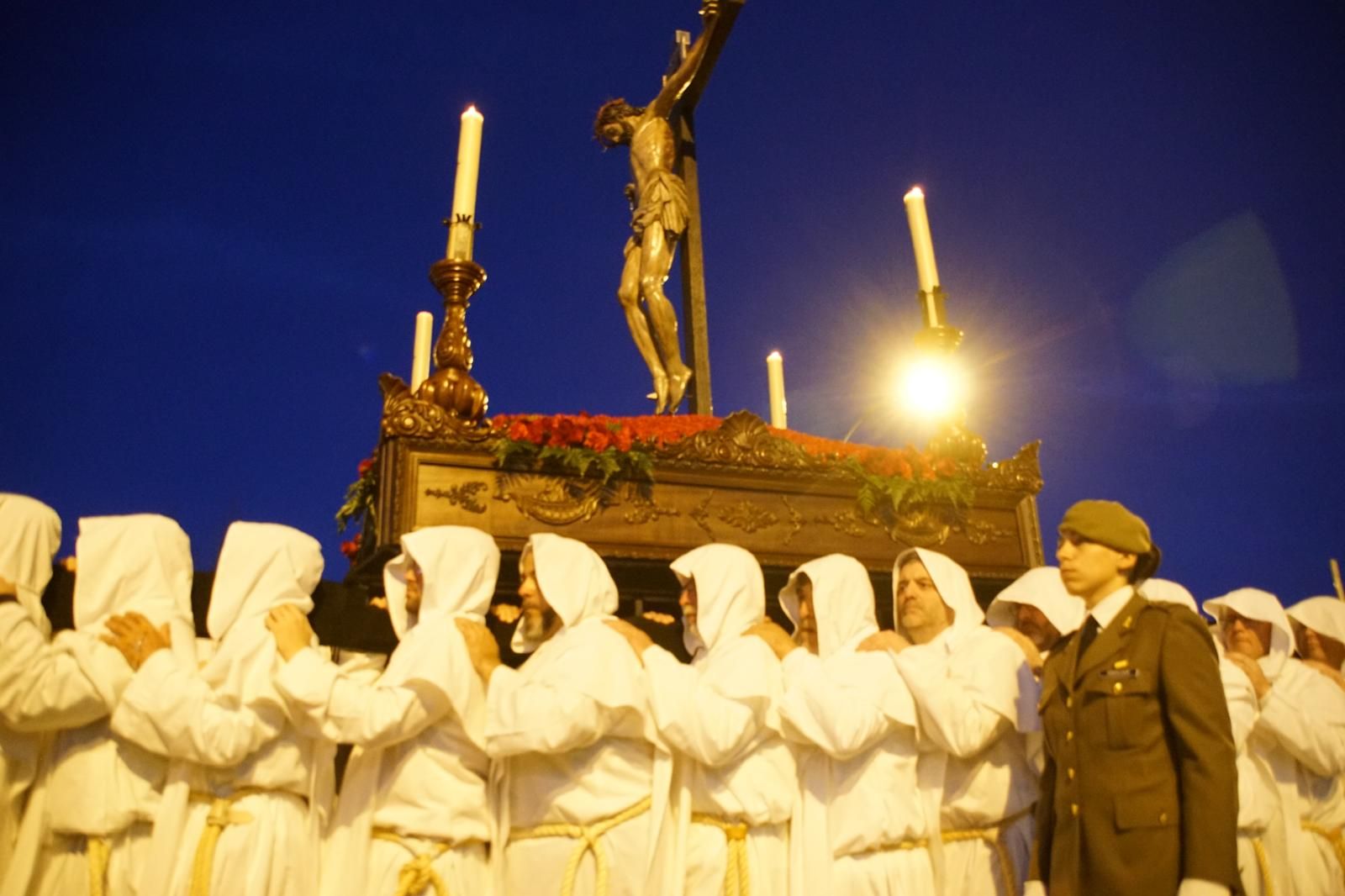 María Nuestra Madre y el Cristo del Amor y de la Paz en la procesión de la Semana Santa 2026 en Salamanca