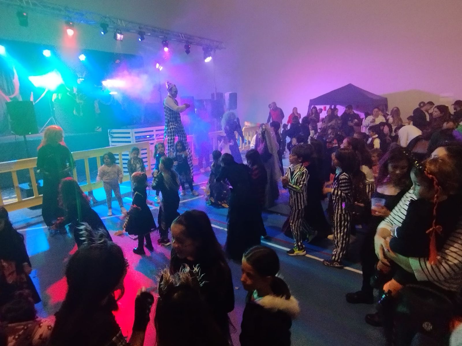 Santa Marta vive una "Terrorífica fiesta" en la noche de Halloween