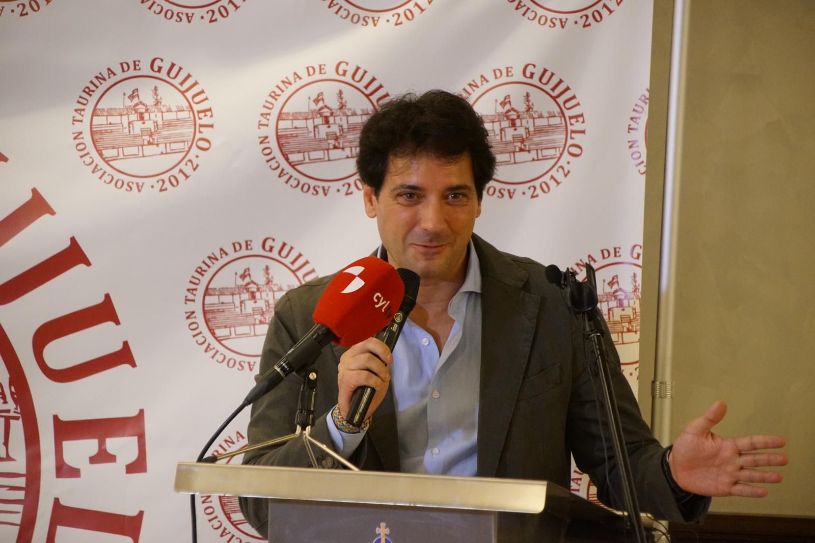 entrega-de-trofeos-x-gala-taurina-de-guijuelo-2023-fotos-juanes-8