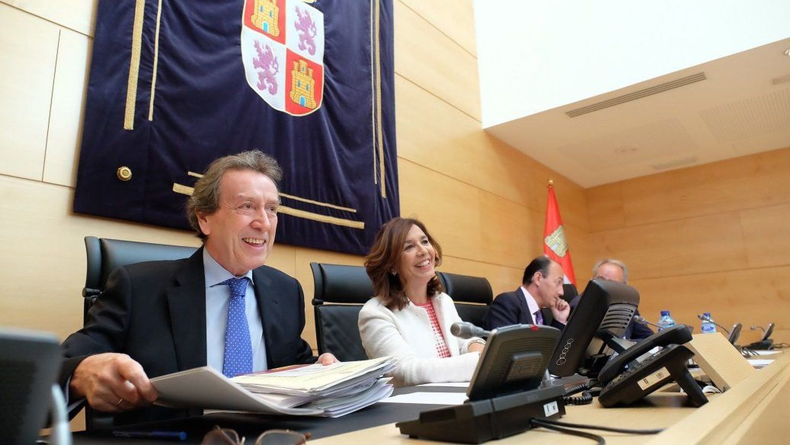 La Junta y los gobiernos de Galicia y Madrid formalizarán este año una alianza estratégica de dinamización económica, social y ambiental