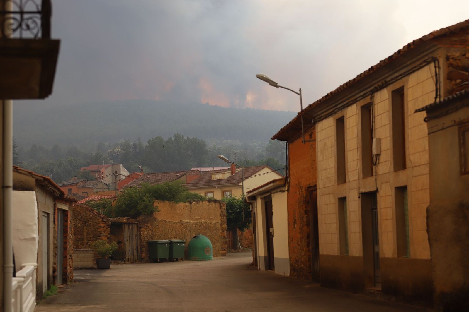 Fuego en Otero de Bodas. Foto: María Lorenzo