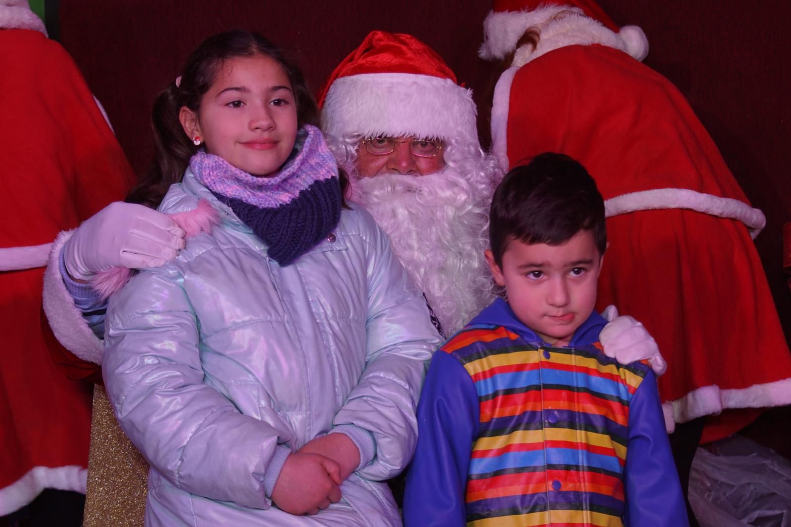 El Encinar recibe la visita de Papa Noel