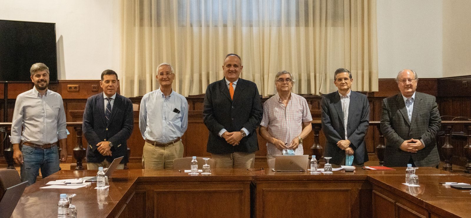 Los investigadores sobre el cáncer Miguel Quijada y Alejandro Medina, ganadores de la I edición del premio Alumni-USAL `Esperanza Diz Pintado´