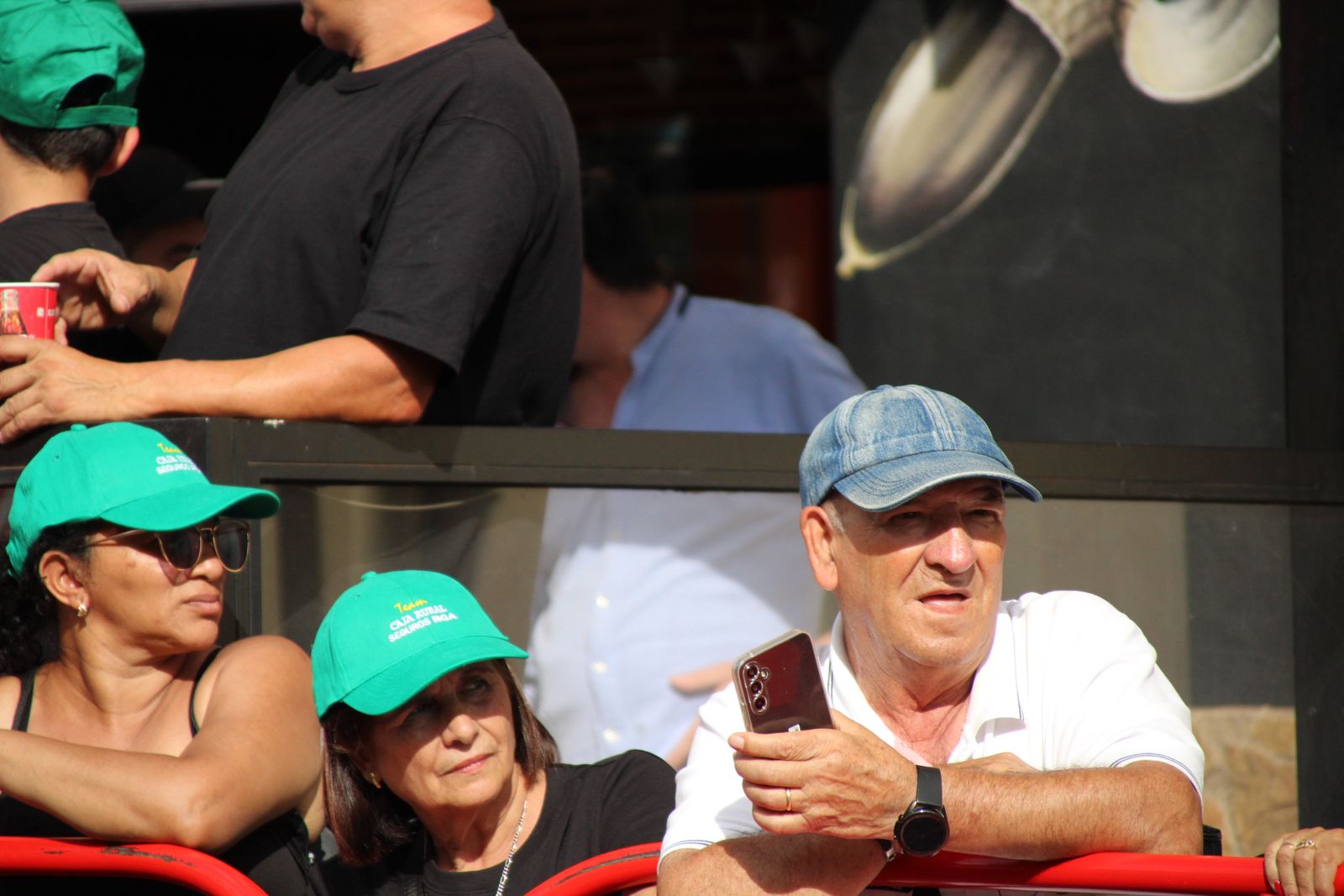 La Vuelta llega a Guijuelo y Philipsen se lleva el esprint