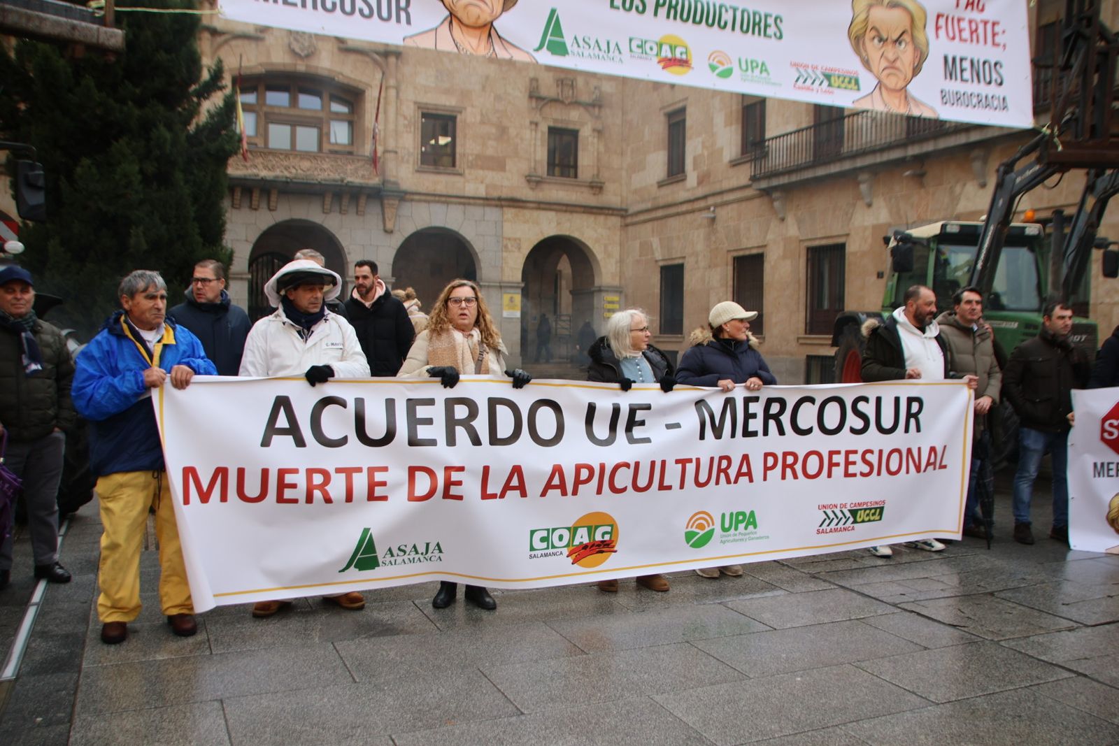 Protesta de los apicultores en Salamanca contra Mercosur