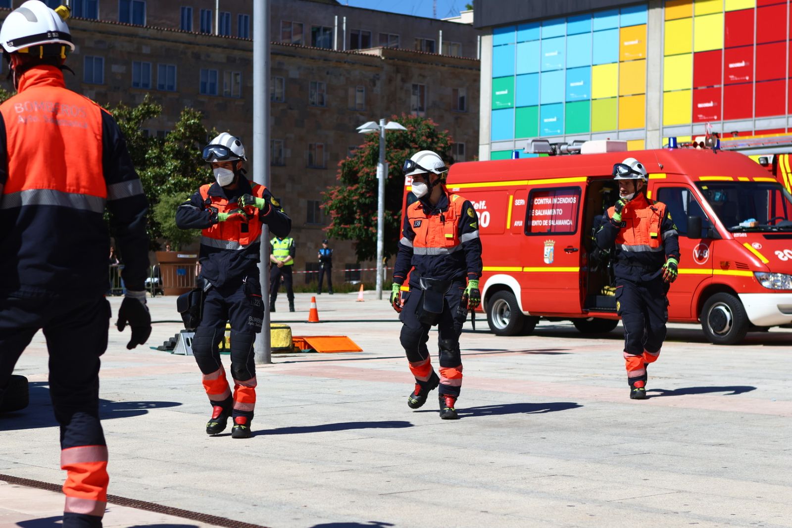 Simulacro de accidente de tráfico en la Plaza de La Concordia