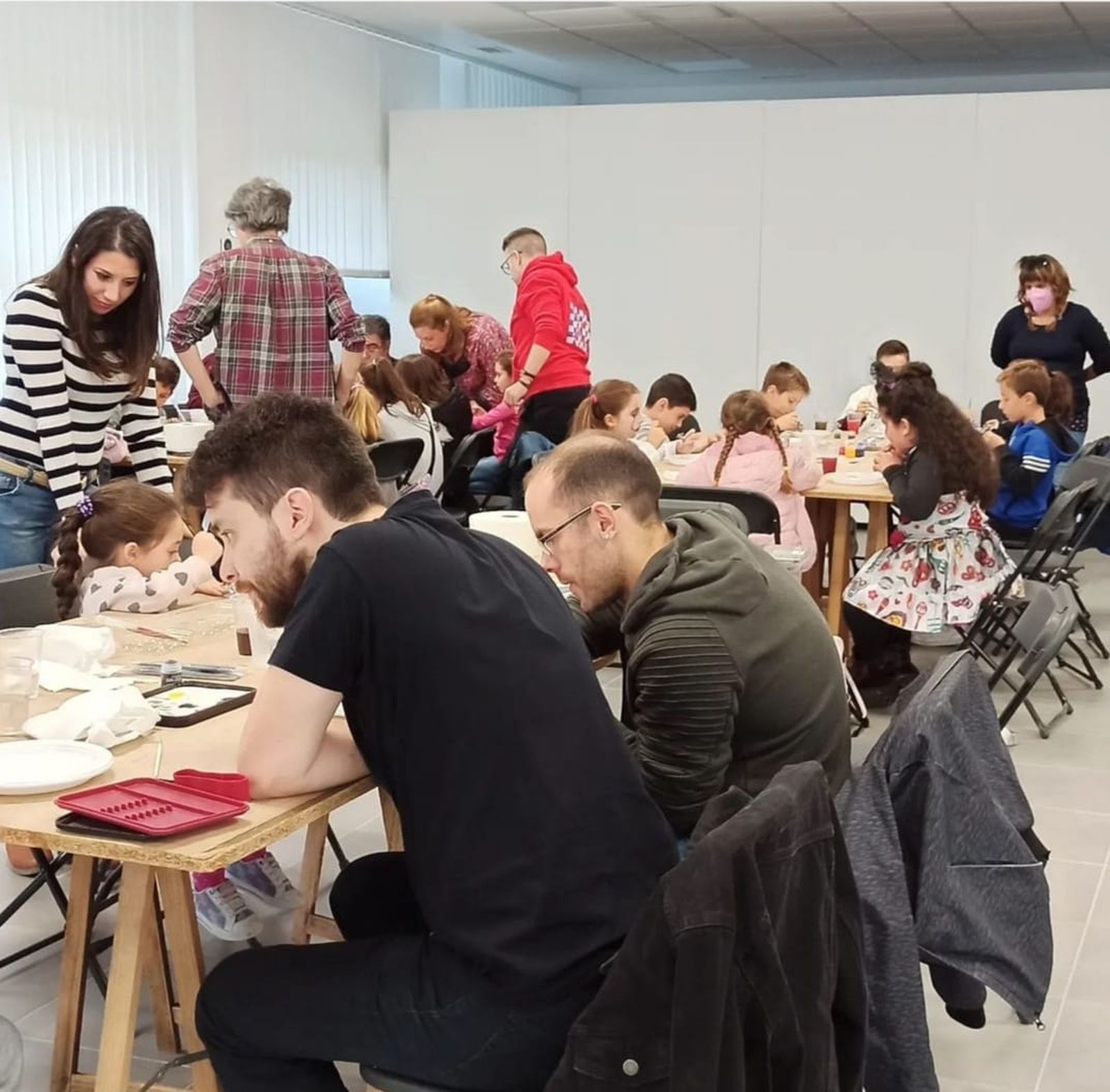 Taller de pintura Vía Instagram del ayto de Villares de la Reina