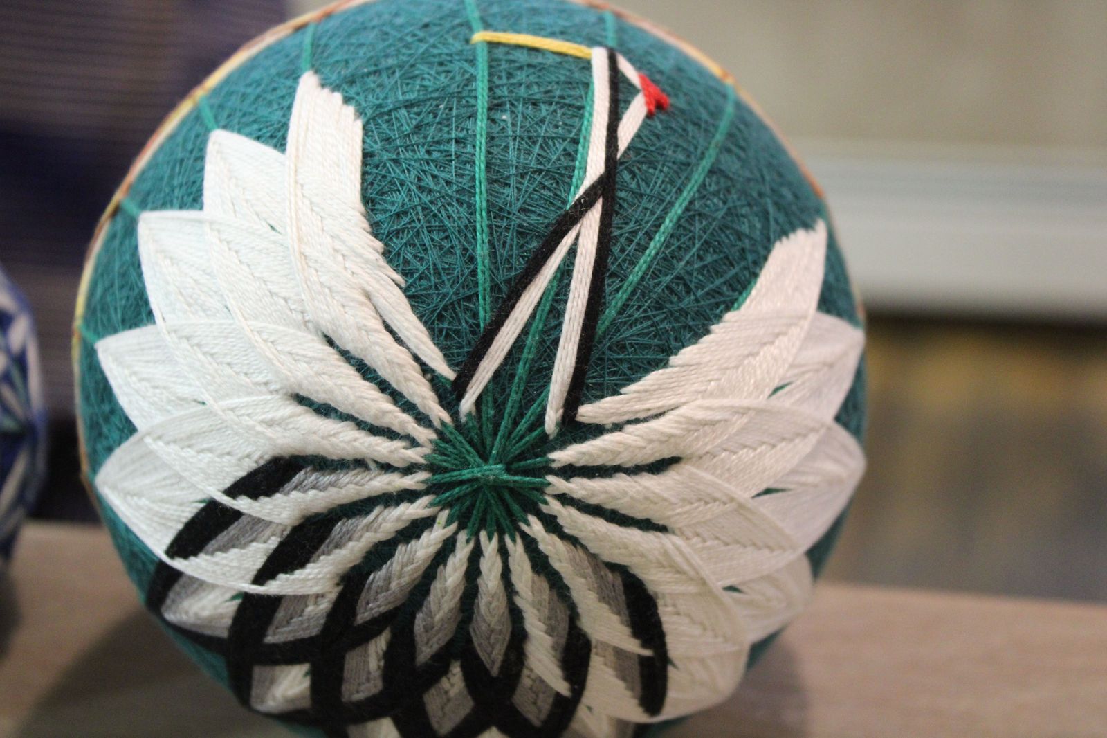 temari-artesania-tradicional-japonesa-elaborada-en-el-centro-cultural-hispano-japones-en-salamanca-21