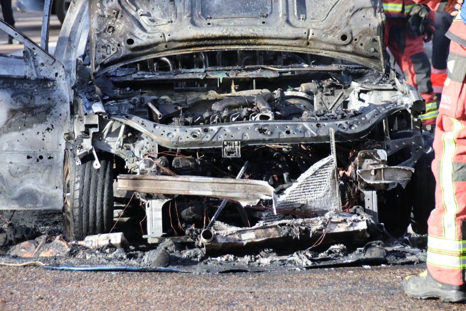 whatsapp-image-2024-05-02-at-19-38-26