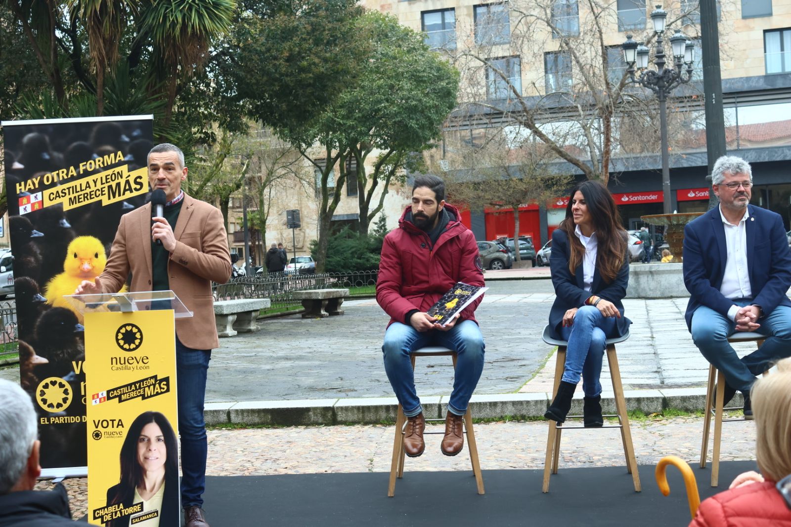 Acto de campaña de Nueve Castilla y León en la Plaza de Los Bandos
