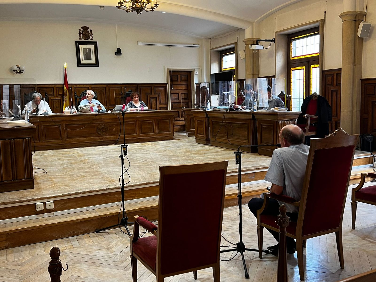 El dueño de los clubs de Calvarrasa de Abajo y Pedrosillo el Ralo, acusado de trata de mujeres, ante el juez de la Audiencia Provincial