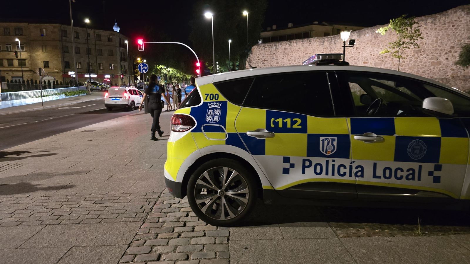 Policia local en Calle San Pablo