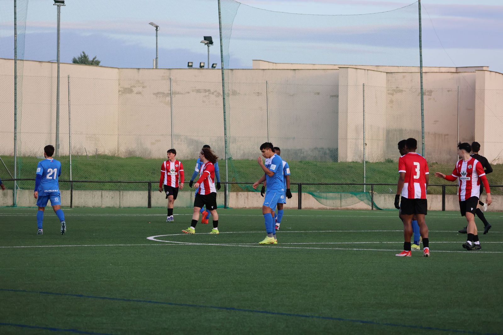 Empate del Zamora CF B ante CDF Cubillos