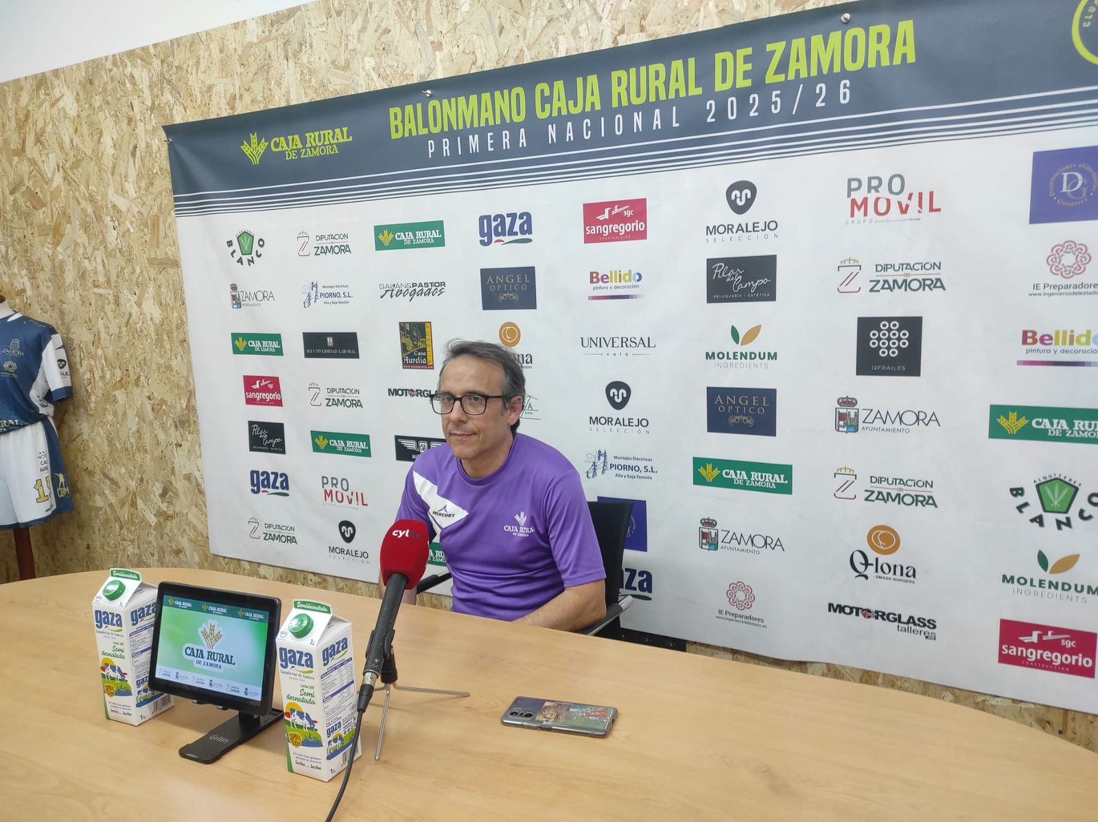 Félix Mojón en rueda de prensa