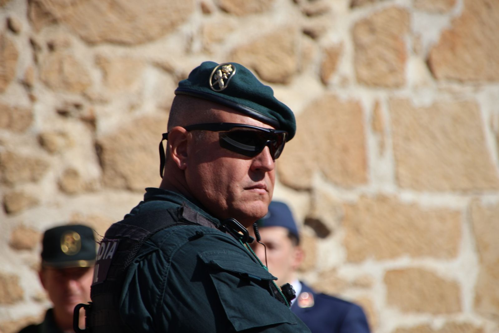 Inauguración glorieta a la Guardia Civil en Villares de la Reina
