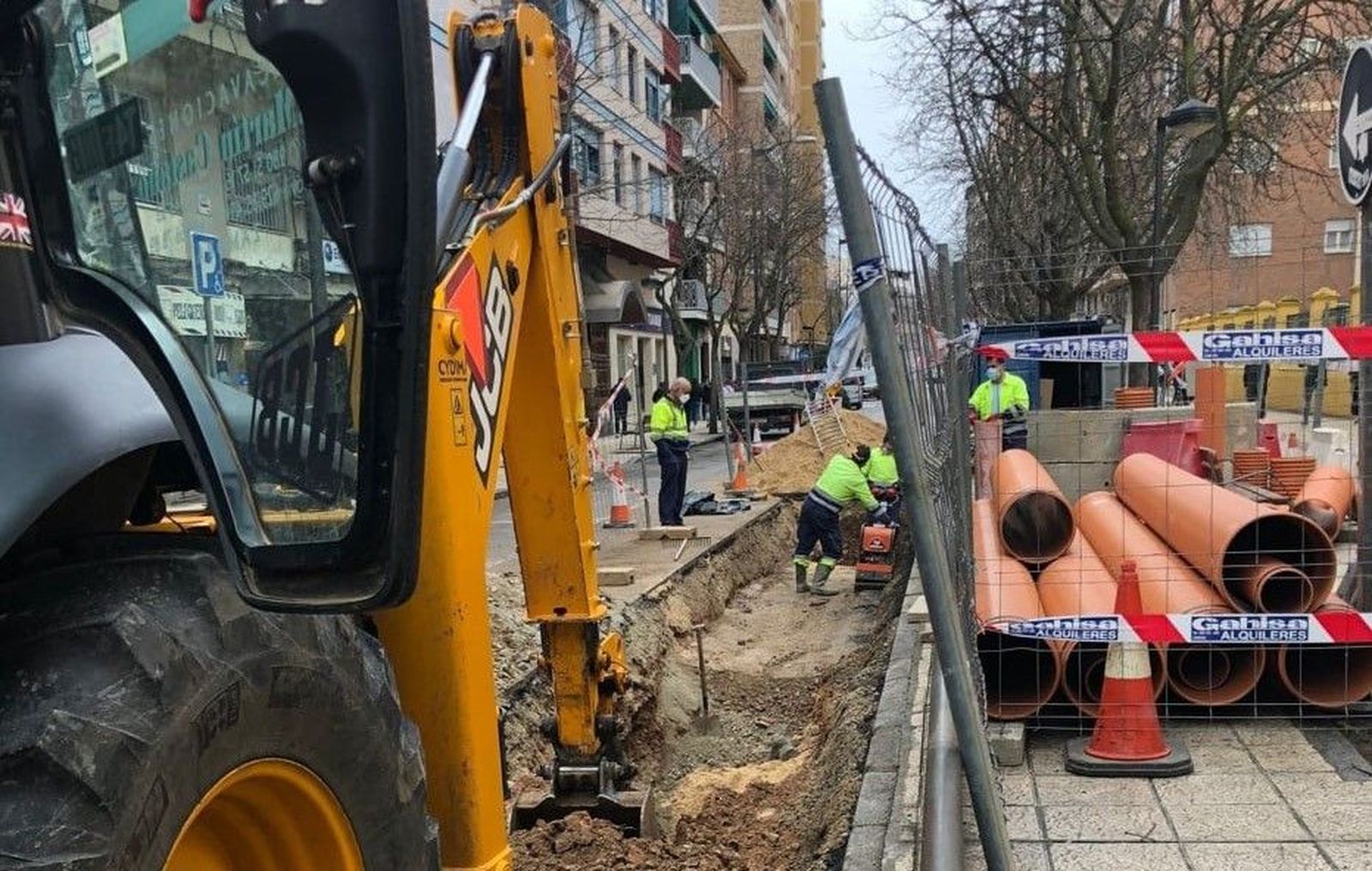 Obras en red de abastecimmiento de agua. Archivo.