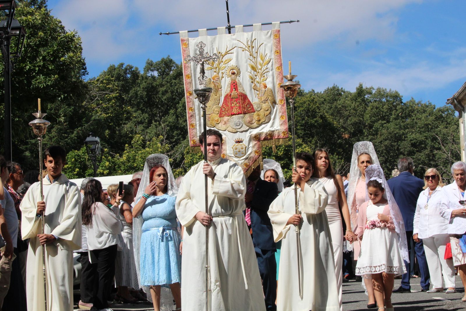 Béjar, misa y procesión en el santuario de Nuestra Señora del Castañar