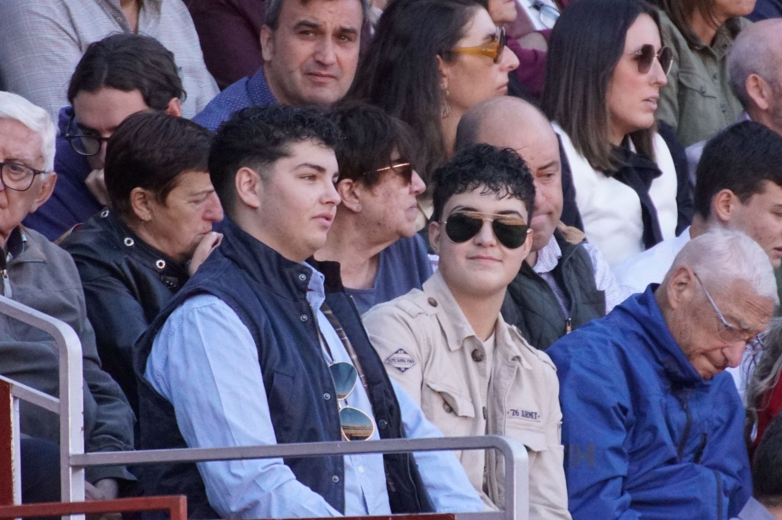 Así ha vivido la afición salmantina el adiós a la feria desde los tendidos: imágenes del ambiente en la corrida concurso