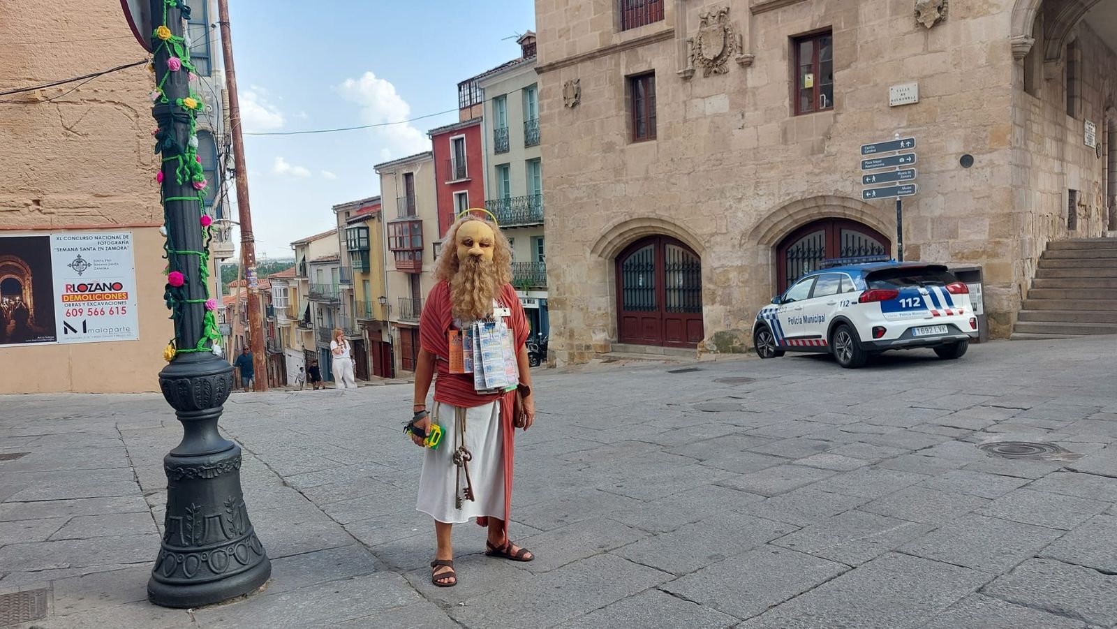 San Pedro baja de los cielos para abrir en Zamora la puerta de la suerte