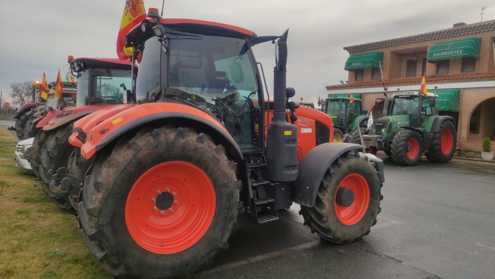 whatsapp-image-2024-02-14-at-09-38-06