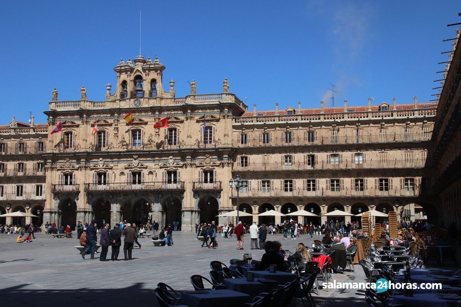 Plaza mayor terrazas 2