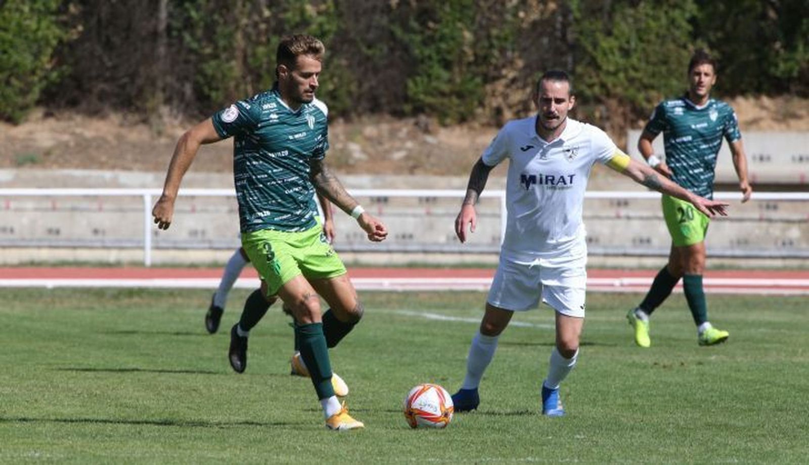 Flórez, en el derbi ante el Ribert / FOTO SALAMANCA24HORAS.COM Flórez, en el derbi ante el Ribert / FOTO SALAMANCA24HORAS.COM