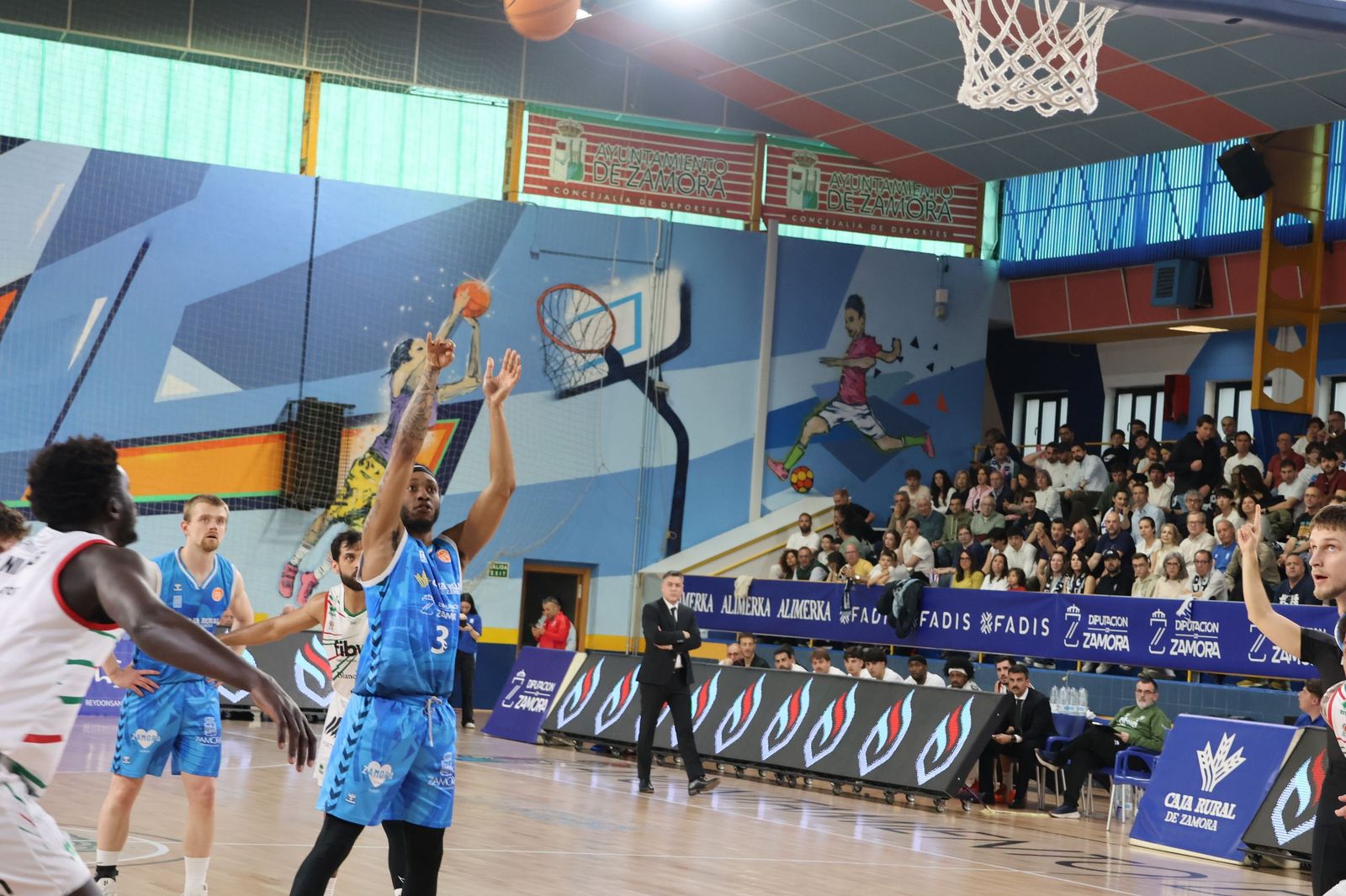 GALERÍA | El encuentro entre el CB Zamora y el Mallorca Basket, en imágenes