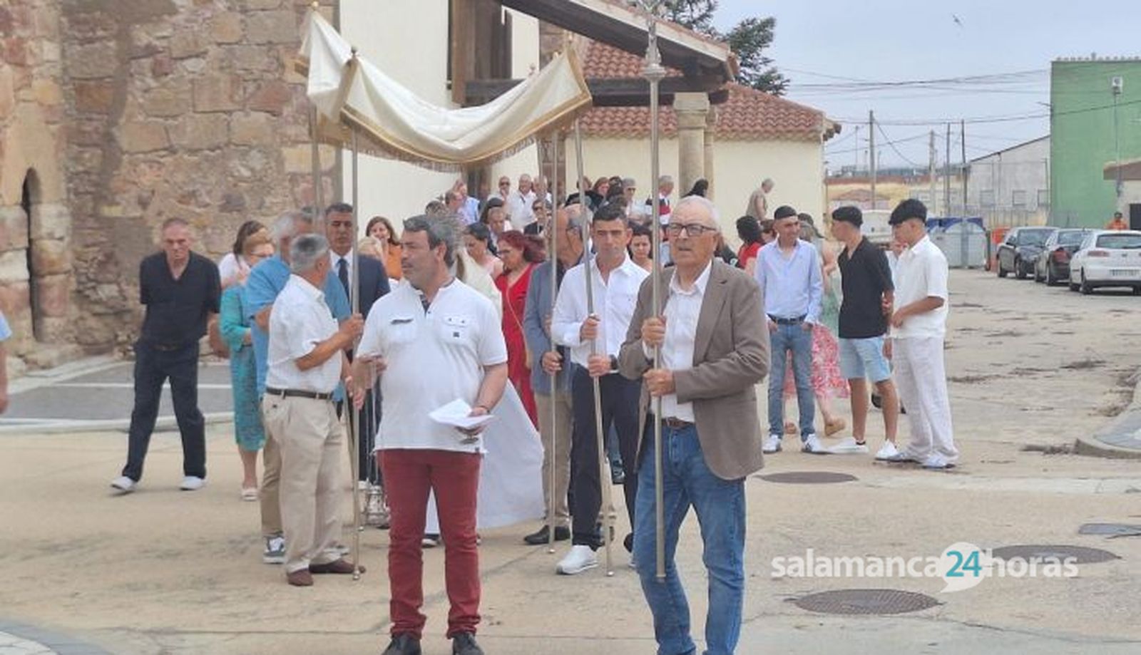 Procesión Calvarrasa de Abajo, Corpus 2025 (10) Procesión Calvarrasa de Abajo, Corpus 2025 (10)