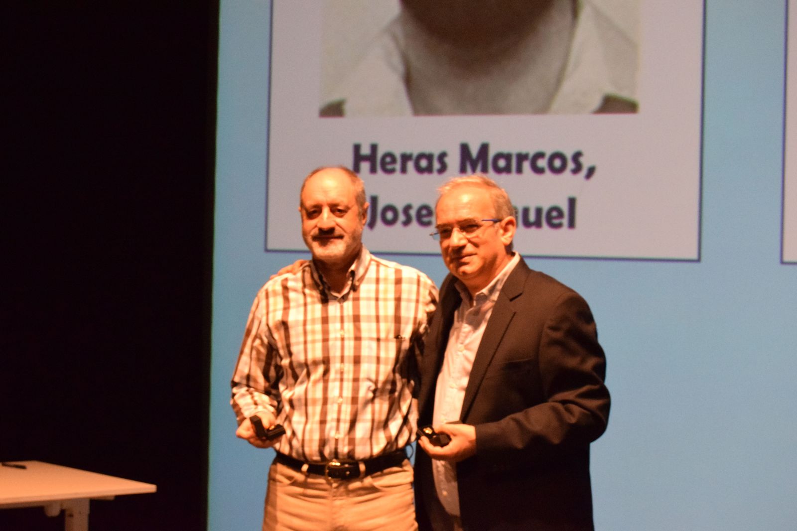 el-colegio-de-enfermeria-de-zamora-rinde-homenaje-a-los-companeros-jubilados-38