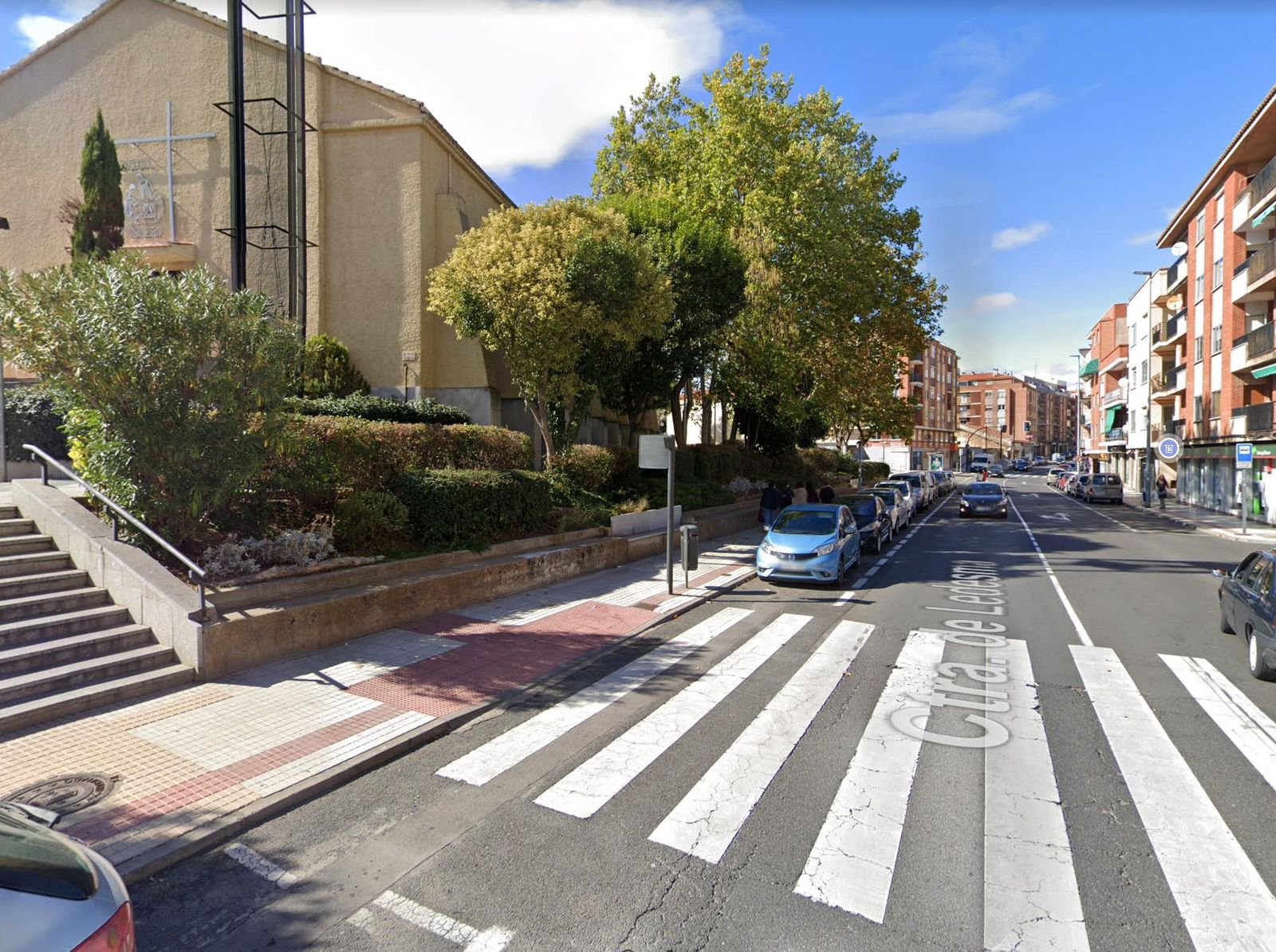 Atropellada una pareja junto a la iglesia nueva de Pizarrales