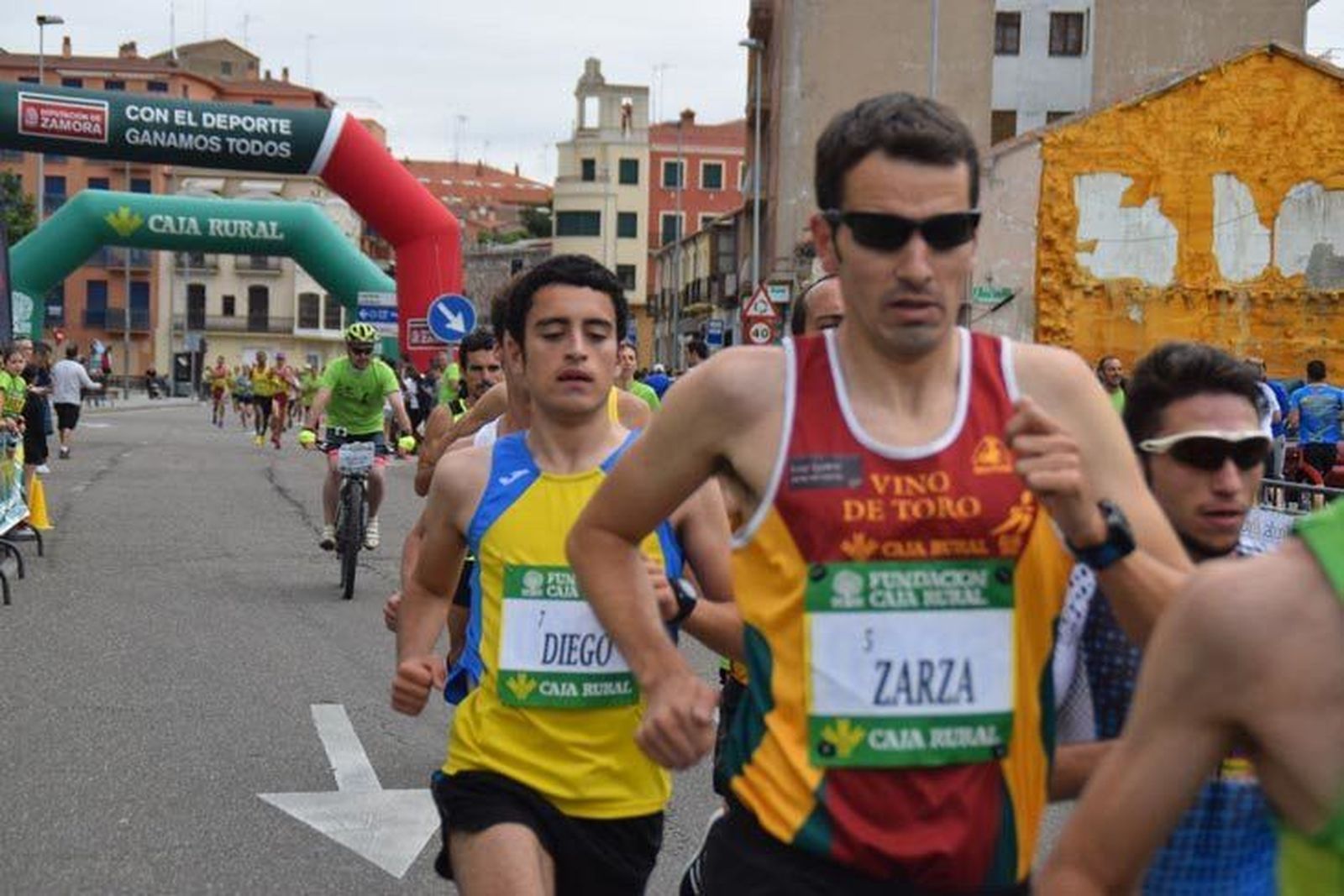 Carrera del Cerco 2017 (corredores Parte 01) Carrera del Cerco 2017 (corredores Parte 01)
